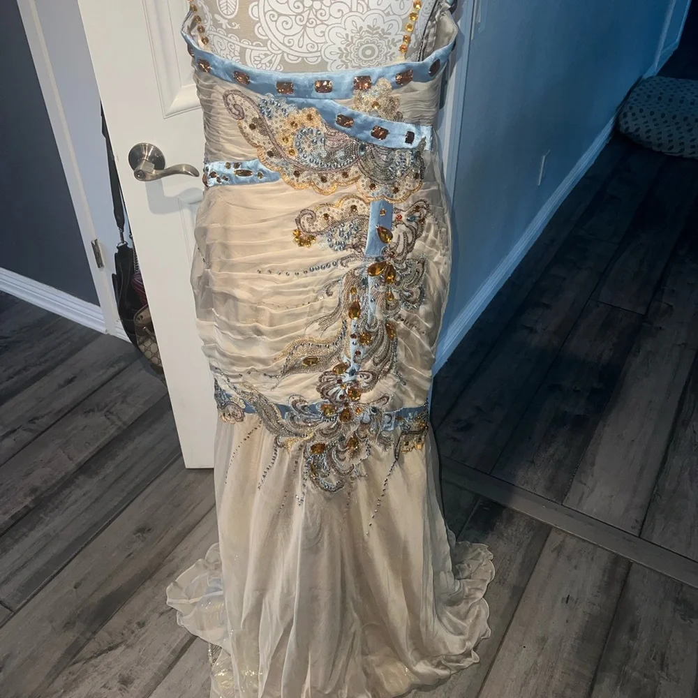 MUSANI GOLD COUTURE Evening Prom Dress Gown - Picture 7 of 14